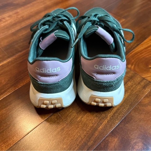 Adidas Green and Cream Classic Sneakers with Suede Finish - Picture 6 of 16